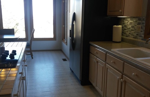 Skyway House | The Top of Skyway, for Long Term Rental