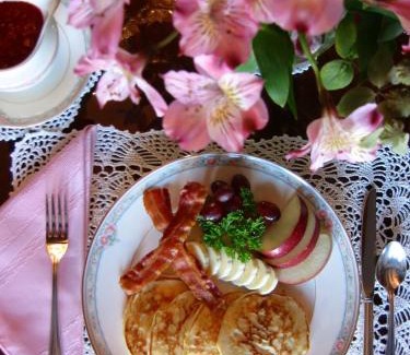 Milford Bed & Breakfast | The Towers Bed & Breakfast