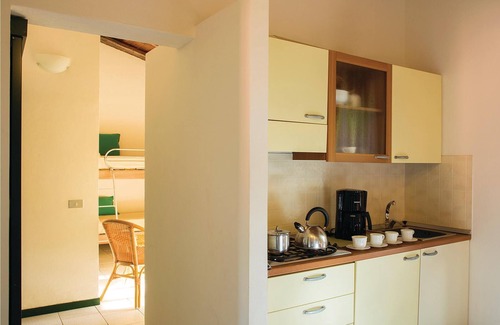 Iseo Apartment | The town of Iseo is located directly on the shores of the homonymous Lake Iseo, 30 km east of the hi