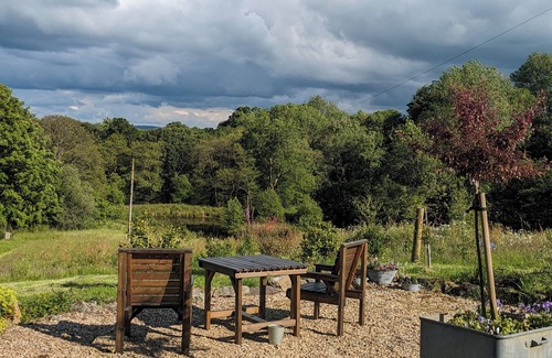 Builth Wells House | The Tranquil Heart of Wales - Reconnect with Nature at this Pet-Friendly Escape