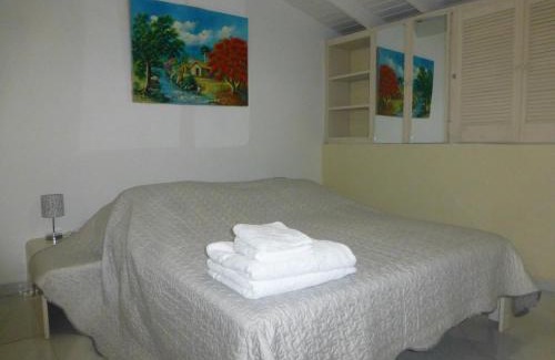 Point Blanche Apartment | The Tree House I