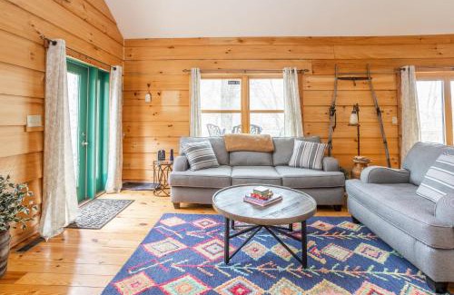 Gnaw Bone Hotel | The Treehouse at the Rustic Retreat