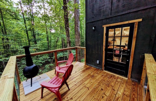 Morganton House | "The Treehouse"/HotTub/New Constr./NO Cleaning Fee
