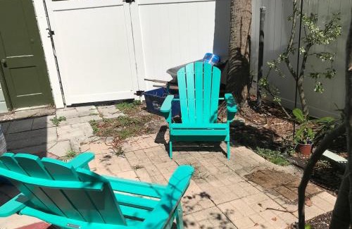 St. Petersburg - Clearwater Apartment | The Treehouse-Short Term available message Jo-An