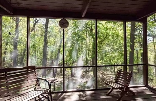 Waupaca House | The Treehouse