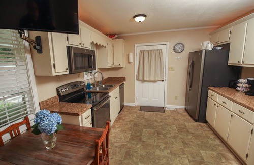 Toccoa House | The Treetops Cottage