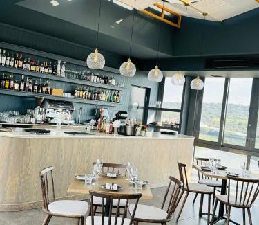 Menlyn Apartment | The Trilogy Apartment MM 51011