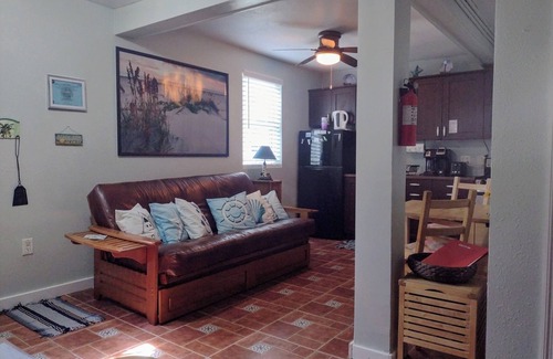 St. Pete Beach Condo | The Tropical Courtyard Paradise🌴 on St. Pete Beach🌞⛱️🌊 Friendly Native #502