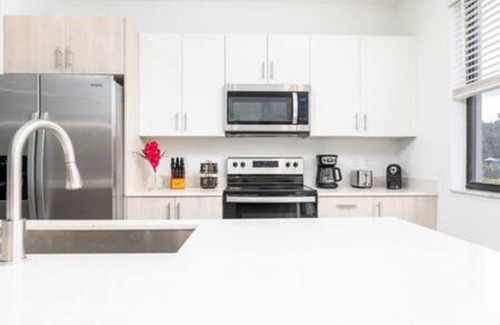 Survey Creek House | The Tucan Extra Large 2 masters on the golf