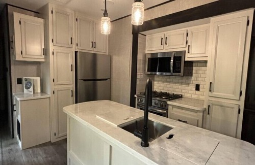 Brill House | The Turtle at Lincolnwood Resort