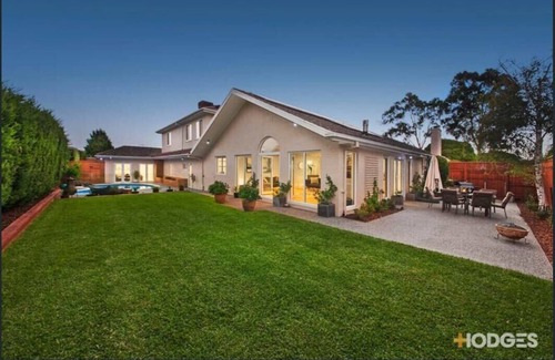 City of Bayside House | The ultimate Bayside lifestyle entertainer with adaptable accommodation.