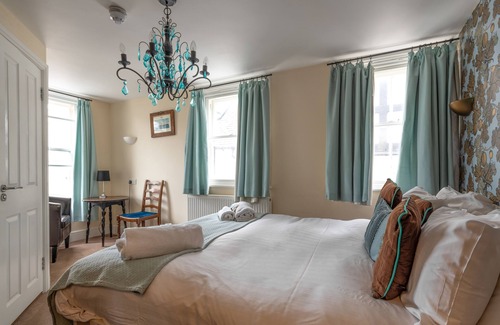 Cowes Hotel | The Union Inn