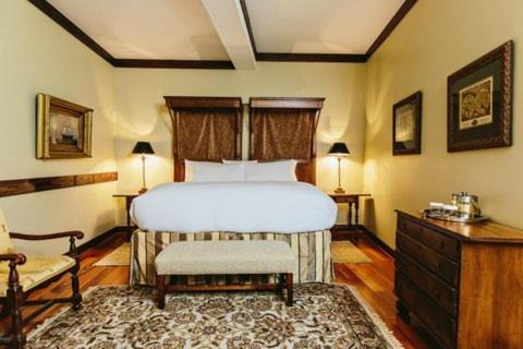 French Quarter Hotel | The Vendue, Downtown Art Hotel