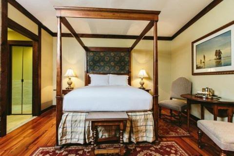French Quarter Hotel | The Vendue, Downtown Art Hotel