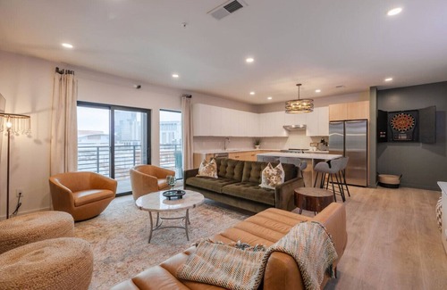 Downtown Nashville Apartment | The Vibe in Downtown Nashville/*Walk to Broadway!