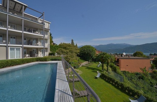 Baveno Apartment | The View-Rainbow:design lake view apartment