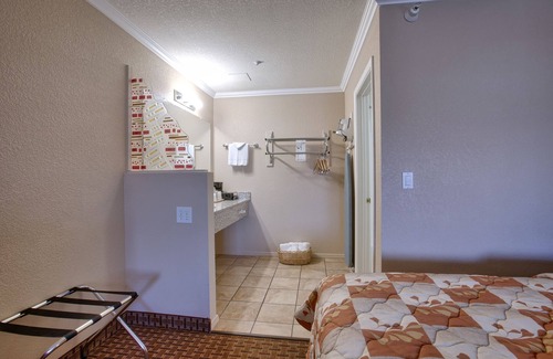 Oak Creek Hotel | The Views Inn Sedona