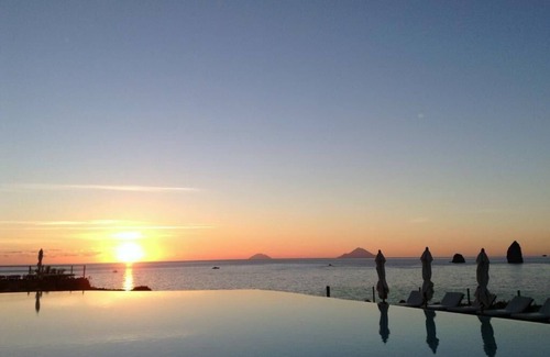 Gioiosa Marea Apartment | The Villa Benincasa Apartment with Sea View