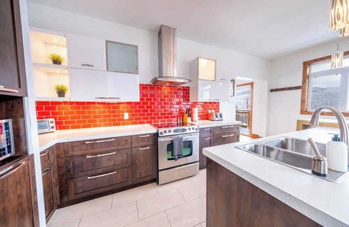 Saint-Philemon Ski Chalet | The Villa du Sud - Spa and Sauna