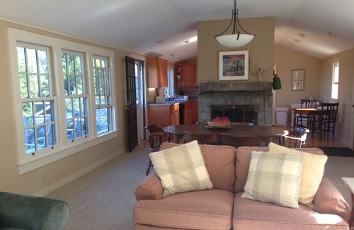 Vinalhaven Cottage | "The Villa" - Private Cottage with Views & Shorefront