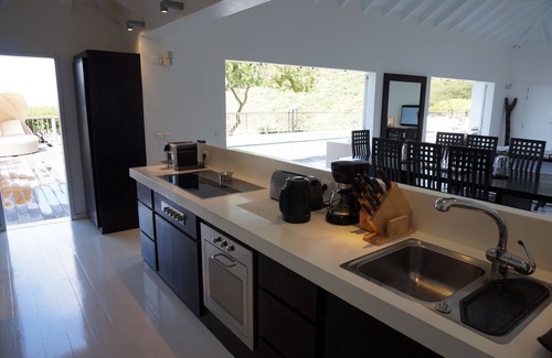 Lurin House | The Villa Serenity - Stunning Port View & Pool!