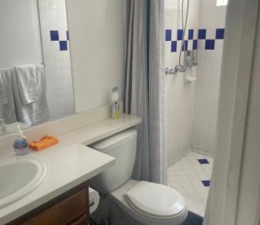 Valley Glen House | The Village