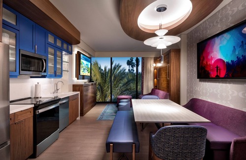 Anaheim Resort Hotel | The Villas At The Disneyland Hotel