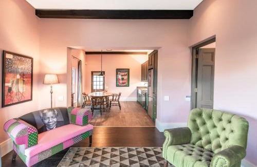 Franschhoek Villa | The Vineyard Cottage by L' Amitie Estate