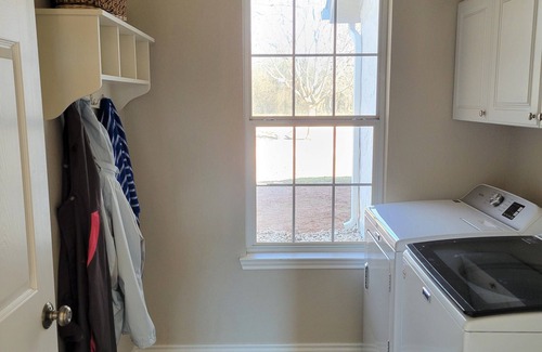 Marble Falls House | The Vineyard Vista - wildflowers, fire pit, near state parks, wineries, lakes