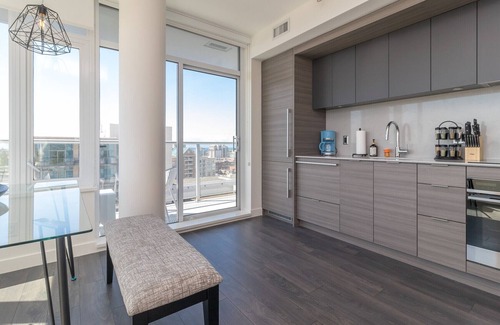 Downtown Victoria Condo | The Vista-Views from 15th Floor, Work Desk and AC