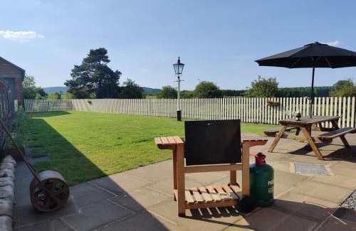 Tarrington House | The Waiting Room, Stoke Edith Station, Tarrington