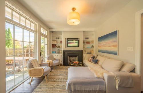 Kennett Square House | The Walton House - historic 3bd 2 5ba with parking