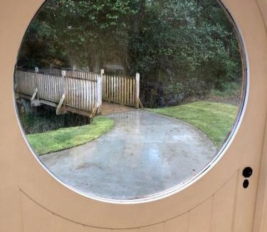 Loch Tay Villa | The Warren - Hobbit House and Hot Tub at Loch Tay
