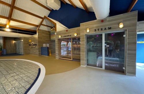 South Cerney House | The Waterside