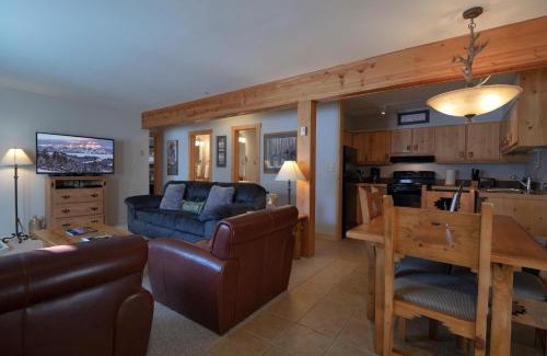 Teton Village House | The Way Home at Tensleep North