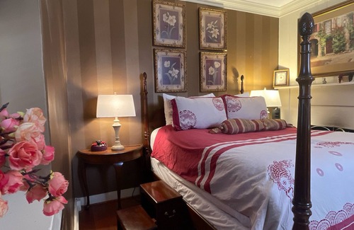 Ellicott City Bed & Breakfast | The Wayside Inn Bed & Breakfast