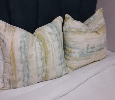 Greater Johannesburg Metropolitan Area Apartment | The Weavers Nest Apartment