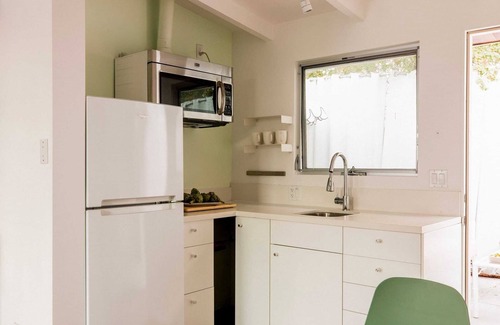 Tahquitz River Estates Hotel | The Wesley by Avantstay A 10 BR Private Boutique Hotel Experience in the Heart of Palm Springs