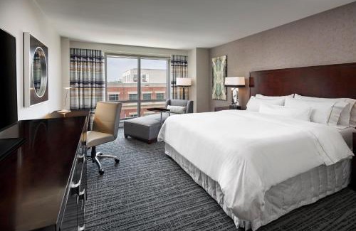 Eisenhower East Hotel | The Westin Alexandria Old Town