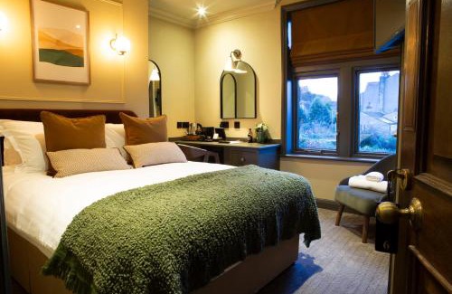 Ben Rhydding Hotel | The Wheatley Arms