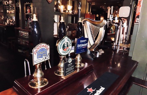 Newport Hotel | The Wheatsheaf Hotel