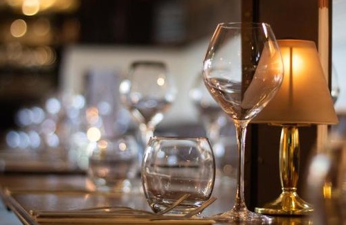 Bingham Hotel | The Wheatsheaf Pub, Kitchen & Rooms