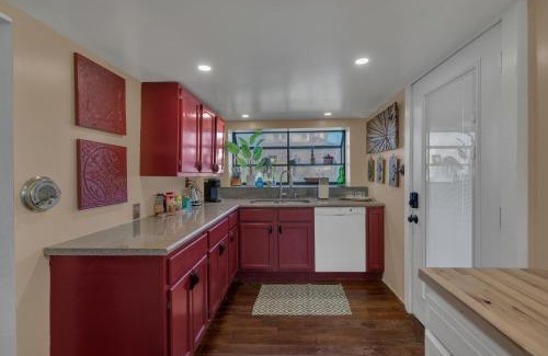 Madison House | The Whiskey River Lodge