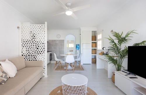 San Miguel de Abona Apartment | The White apartment in Amarilla Golf