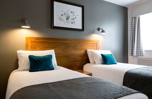 Chalfont St Giles Hotel | The White Hart by Green King Inns