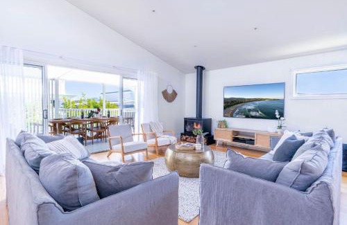 Gerringong House | The White Haven of Gerringong