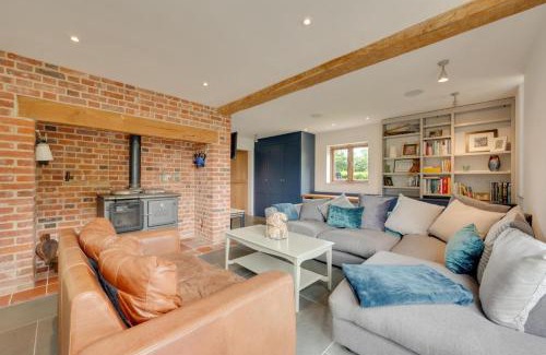 Guestwick House | The White House