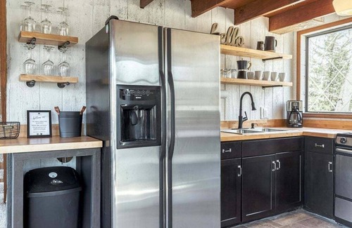 Wright City Ski Chalet | The Wild Heron by StayLage