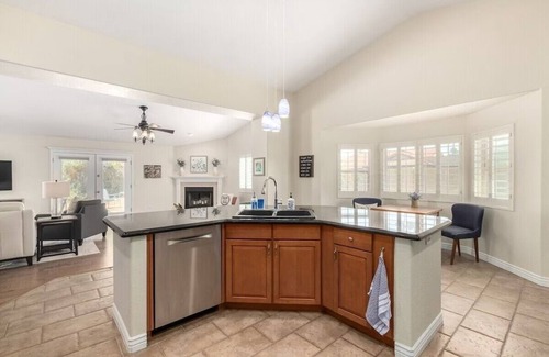 Sunset Ridge House | The Wildflower Oasis by HomeSlice Stays