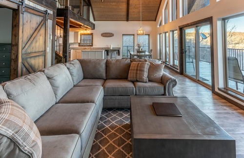 Ponca Condo | The Wildwood Cabin - Tree-top Getaway